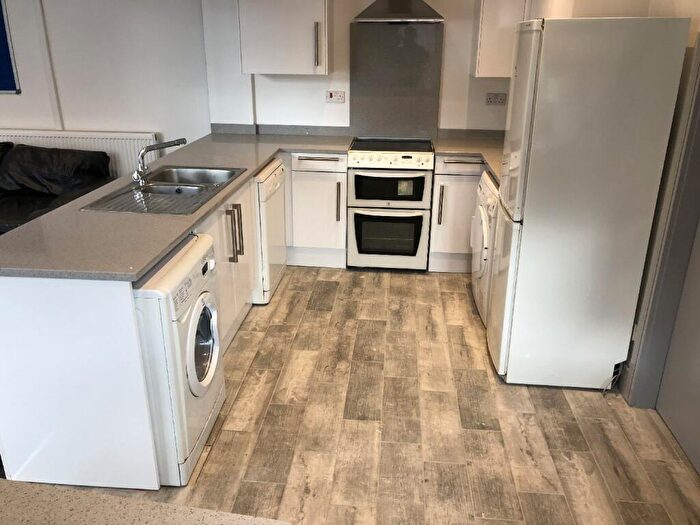 7 Bedroom House To Rent In Dartmouth Road, Selly Oak, Birmingham, West Midlands, B29