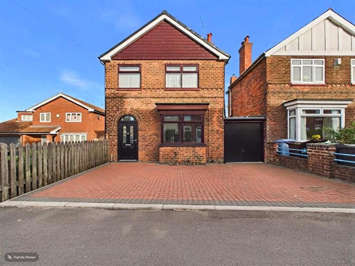 3 Bedroom Detached House For Sale In Strawberry Road, Retford, DN22