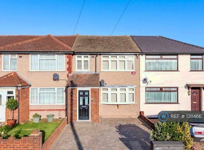 3 Bedroom Terraced House To Rent In London, London, RM12