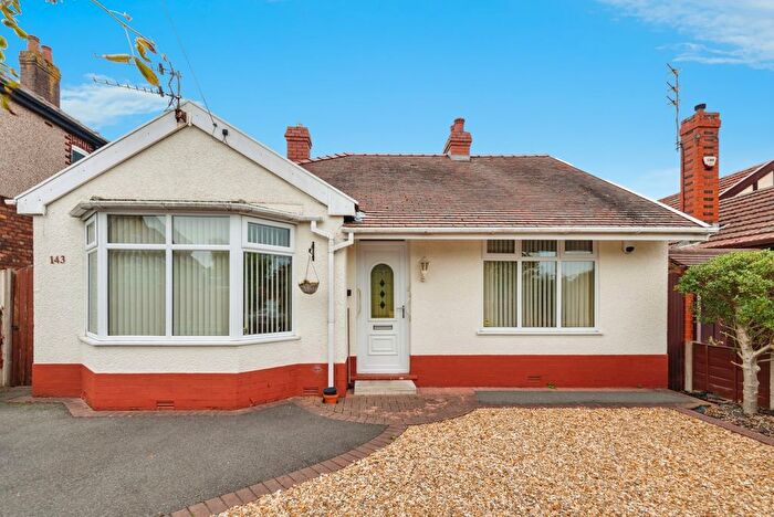 2 Bedroom Bungalow For Sale In Pit Lane, Widnes, Cheshire, WA8