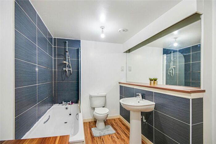 2 Bedroom Flat For Sale In Golspie Street, Glasgow, Glasgow City, G51