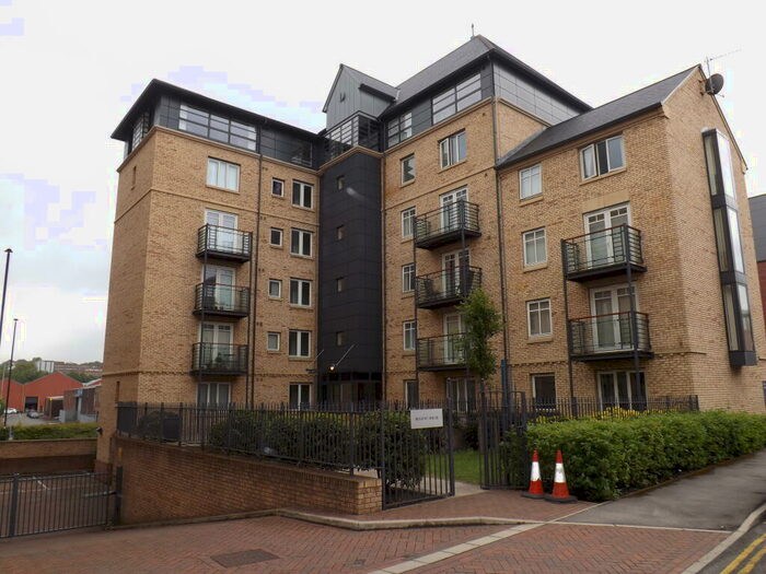 Apartment To Rent In Regent House, Cross Bedford Street, S6