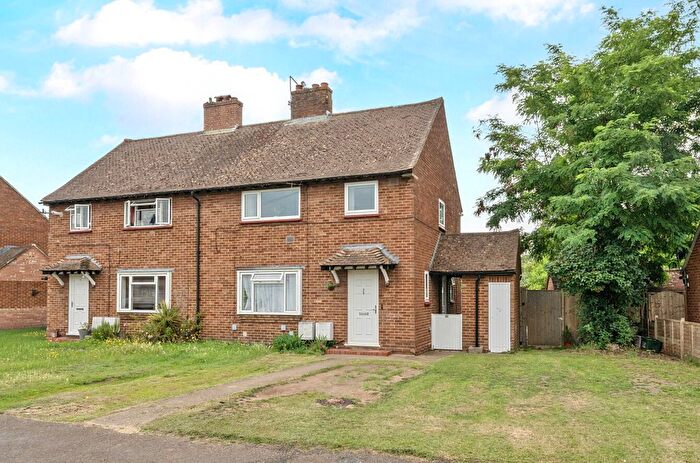 1 Bedroom Maisonette For Sale In Guildford, Surrey, GU1