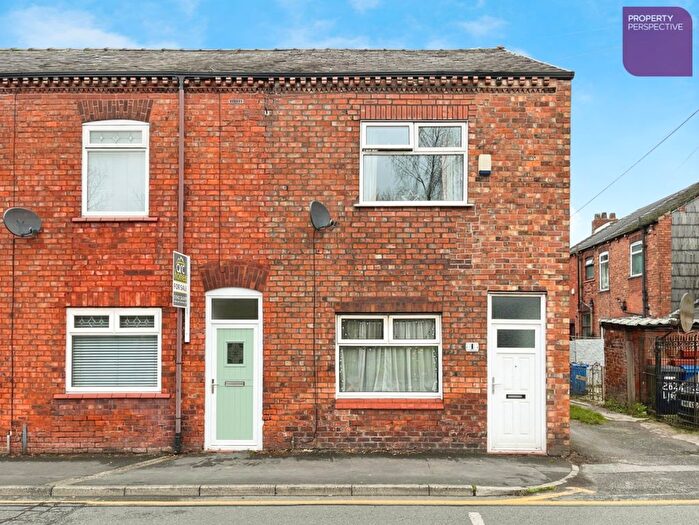 2 Bedroom End Terrace House For Sale In Lovers Lane, Atherton, Manchester, M46