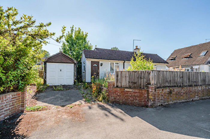 2 Bedroom Bungalow For Sale In Main Street, Grove, Wantage, OX12