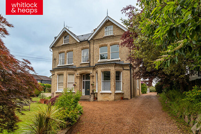 2 Bedroom Flat For Sale In Wickham Hill, Hurstpierpoint, BN6