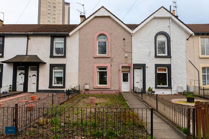 2 Bedroom Terraced House To Rent In Summerfield Cottages, Glasgow, G14