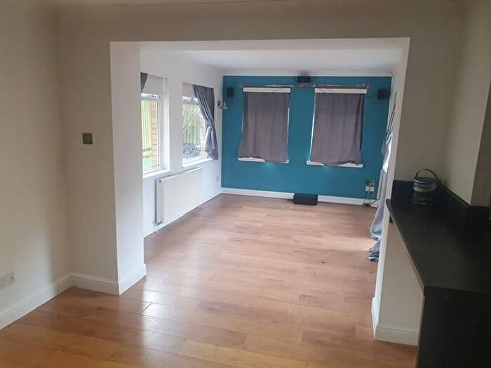 4 Bedroom Flat To Rent In Abernethy Avenue, Blantyre, Glasgow, G72