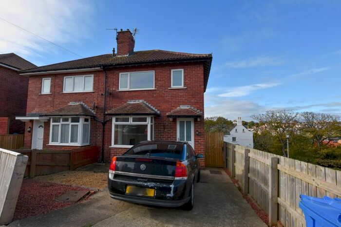 2 Bedroom Semi-Detached House To Rent In Abbots Walk, Whitby YO22