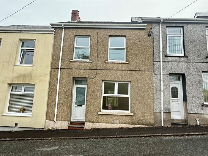 2 Bedroom Terraced House For Sale In Park Place, Tumble Llanelli, SA14
