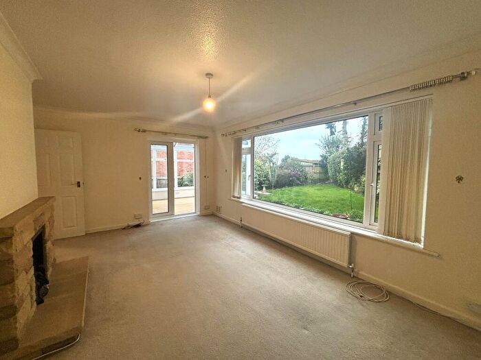 3 Bedroom House To Rent In Collins Road, Exeter, EX4