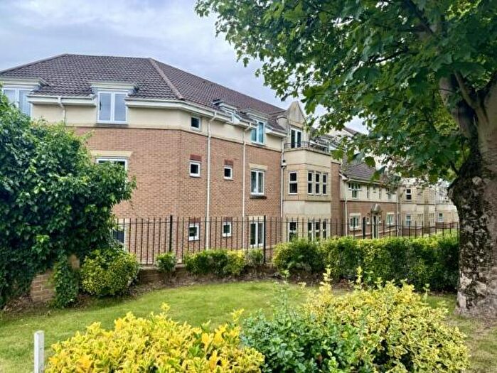 2 Bedroom Apartment To Rent In Hatherlow Court, Westhoughton, Bolton, BL5