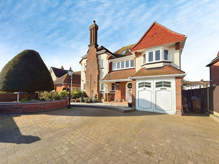 5 Bedroom Detached House For Sale In St. Albans Road, Clacton-On-Sea, CO15