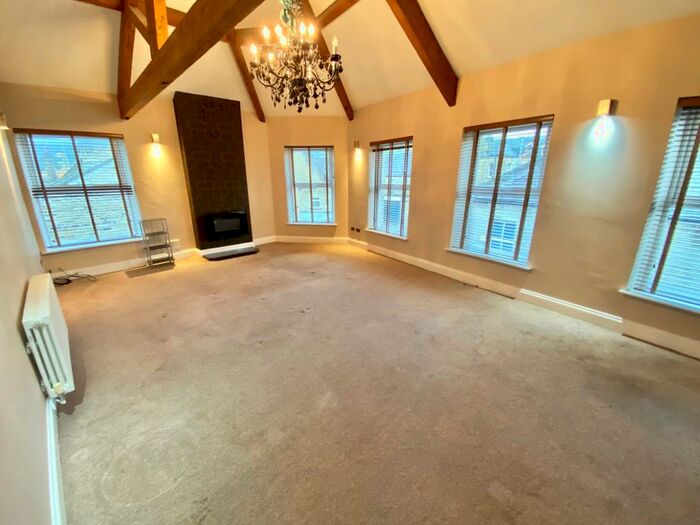 2 Bedroom Apartment To Rent In Southgate, Elland, HX5