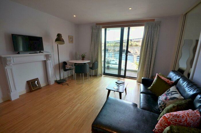 1 Bedroom Apartment To Rent In St Georges Island, Kelso Place, Manchester, M15