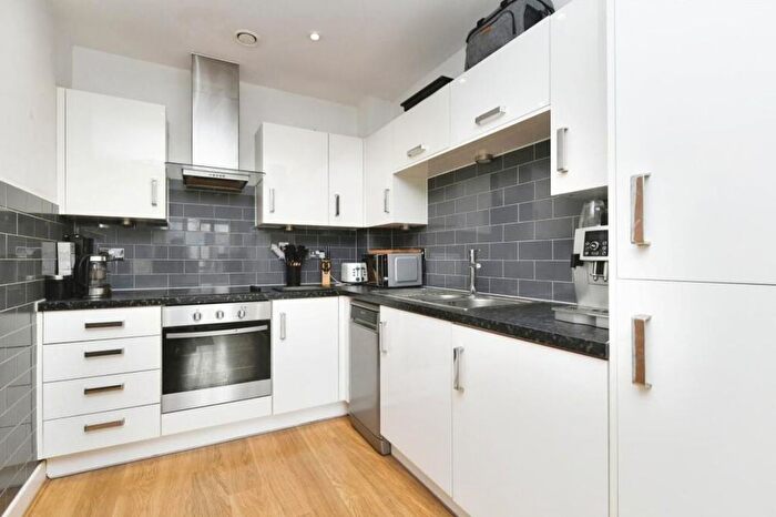 2 Bedroom Flat For Sale In The Ropewalk, Nottingham, NG1