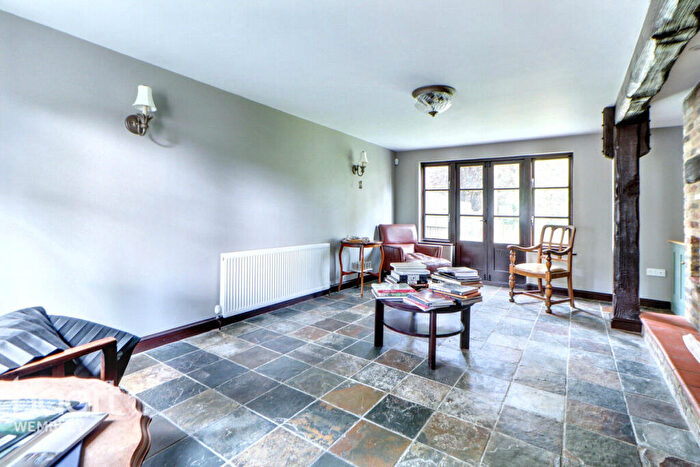 5 Bedroom Detached House For Sale In Wembley Park, HA9