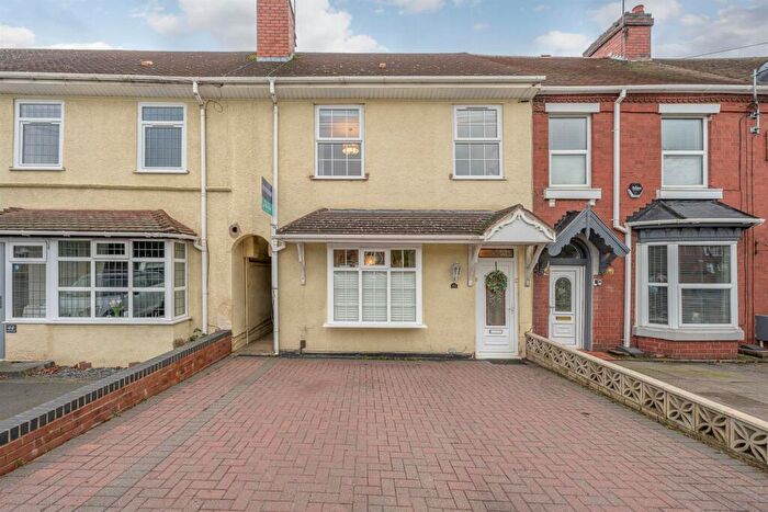 3 Bedroom Terraced House For Sale In Haden Hill Road, Halesowen, B63
