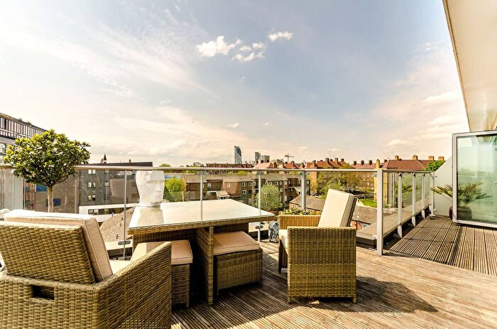 2 Bedroom Flat For Sale In Wilds Rents, London Bridge, London, SE1