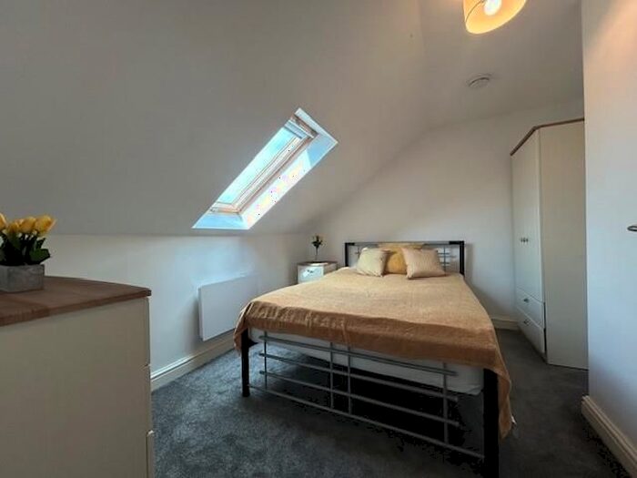 2 Bedroom Flat To Rent In Flat, High Street, Ramsey, Huntingdon, PE26