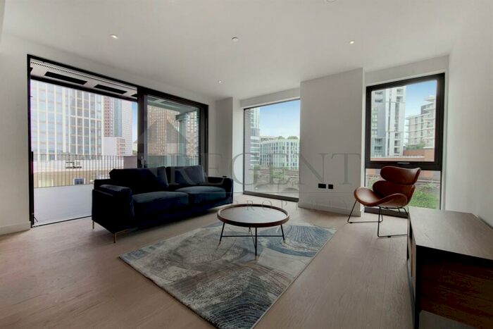 1 Bedroom Apartment To Rent In Legacy Building, Viaduct Gardens, SW11