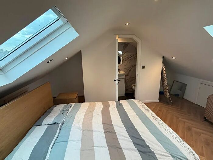 2 Bedroom Flat To Rent In Macaulay Road, London, E6