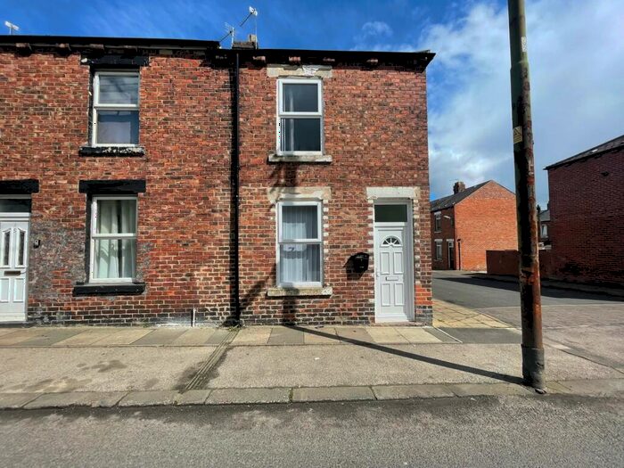 3 Bedroom End Of Terrace House To Rent In Lime Terrace, Bishop Auckland, DL14