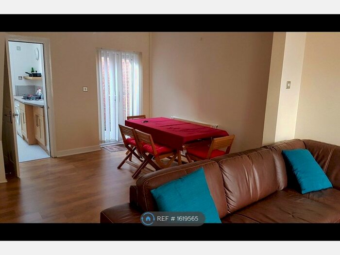 2 Bedroom Terraced House To Rent In Water Street, Birkenhead, CH41