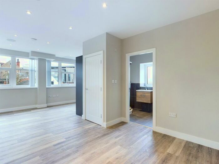 Studio To Rent In Guildhall Apartments, Old Guildhall Yard, Doncaster, DN1