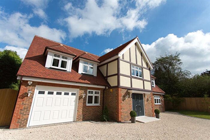 5 Bedroom Detached House To Rent In Hurst Drive, Walton On The Hill, Tadworth, KT20
