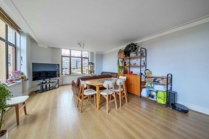 2 Bedroom Apartment To Rent In Bridgewater Square London, EC2Y