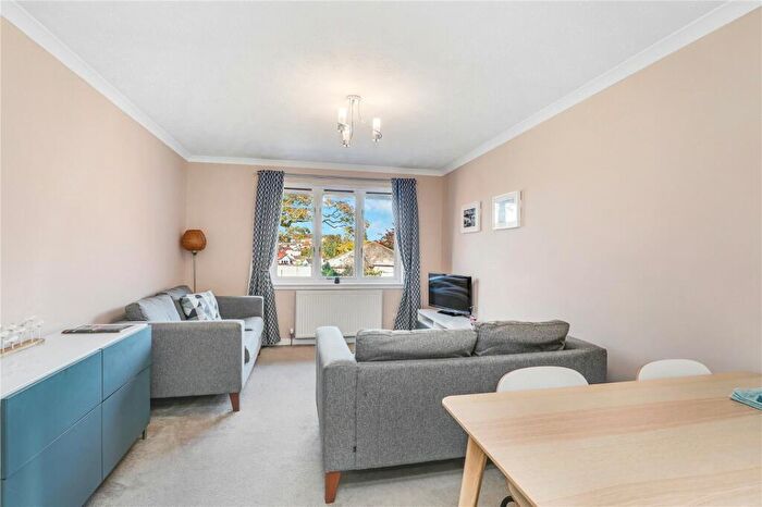 2 Bedroom Flat For Sale In Lintwhite Court, Bridge Of Weir, PA11