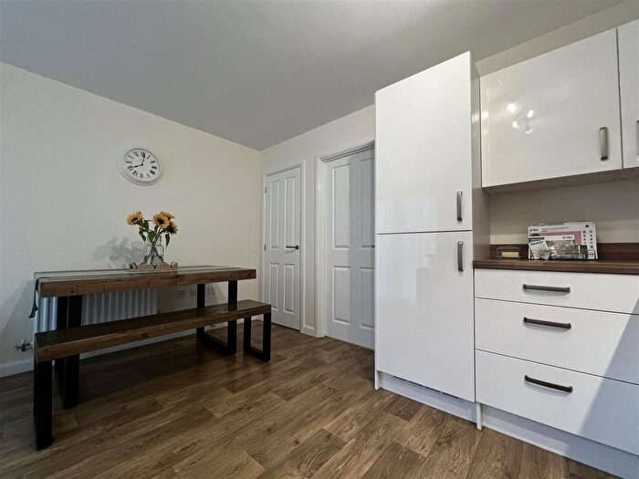 2 Bedroom Semi Detached House For Sale In Red Oak Drive - % Share, Kidderminster, DY10