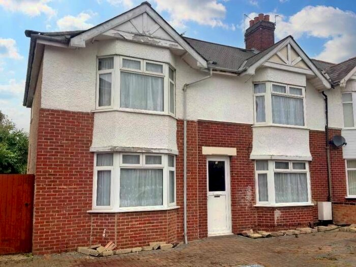 10 Bedroom Semi-Detached House To Rent In Drove Acre Road, Oxford, OX4