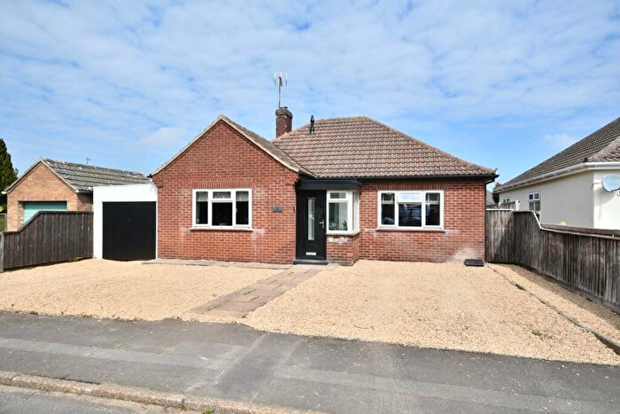 3 Bedroom Detached Bungalow For Sale In Ffolkes Drive, King's Lynn, PE30