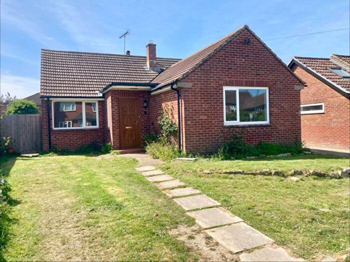 2 Bedroom Bungalow To Rent In Three Acres, Horsham, RH12