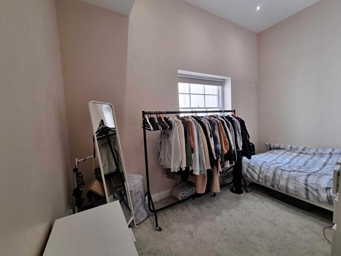 1 Bedroom Flat To Rent In Dudley Mansions, Lansdowne Place, Hove, BN3