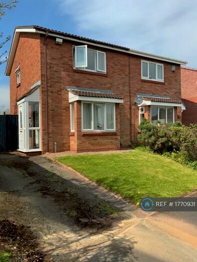 2 Bedroom Semi-Detached House To Rent In Windsor View, Birmingham, B32