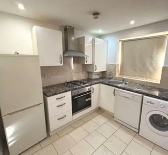 1 Bedroom Flat To Rent In Greenford Road, Greenford, UB6