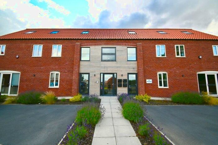 2 Bedroom Maisonette To Rent In Wesleyan Court, Everton, Doncaster, DN10