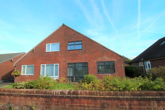 3 Bedroom Semi-Detached House To Rent In Camwood Drive, Lostock Hall, Preston, Lancashire, PR5