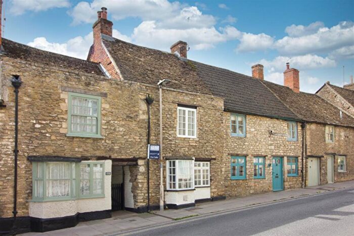 2 Bedroom Cottage For Sale In Malmesbury, SN16