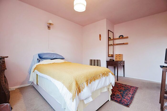 4 Bedroom Detached Bungalow For Sale In Vicarage Lane, Harbury, Leamington Spa, CV33