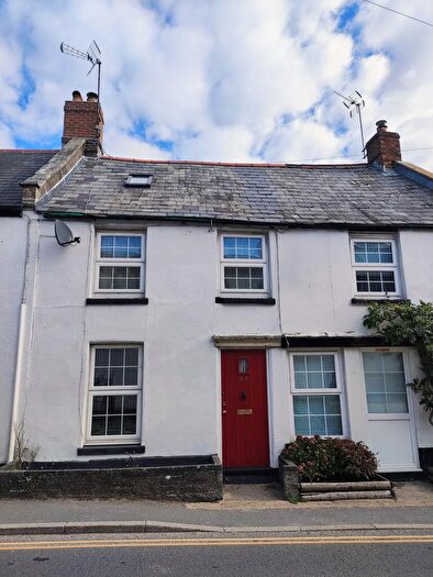 3 Bedroom House To Rent In Dorchester Road, Maiden Newton, Dorchester, DT2