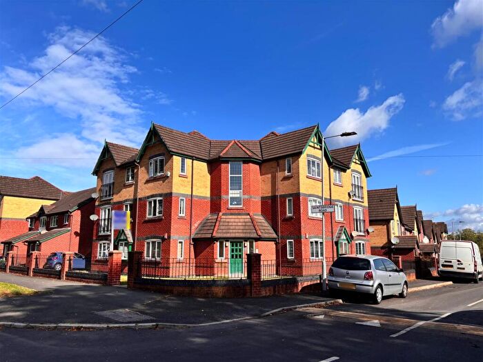 2 Bedroom Apartment For Sale In Cotefield Road, Manchester, M22