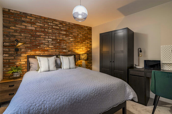 2 Bedroom Flat To Rent In Apartment, Powell House, LN5