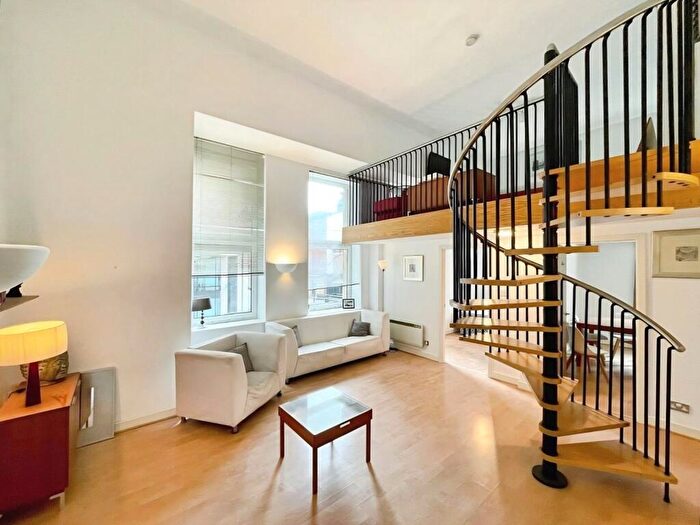 2 Bedroom Flat To Rent In Wellington Street, Leeds, LS1