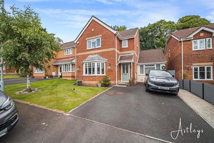 3 Bedroom Detached House For Sale In Gordon Rowley Way, The Alders, Morriston, Swansea, SA6