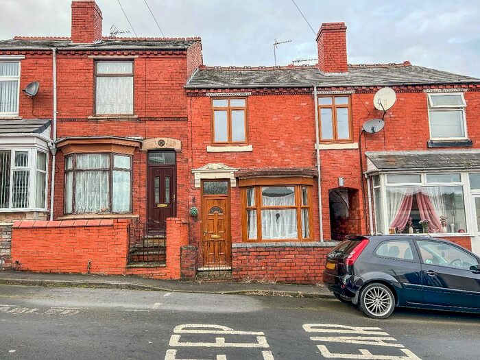 3 Bedroom Terraced House To Rent In Pearson Street, Stourbridge, DY9