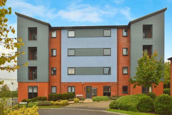 2 Bedroom Flat To Rent In Norden Mead, Milton Keynes, MK7